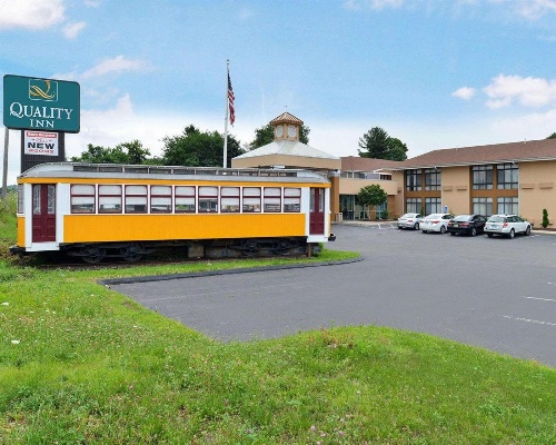 Quality Inn East Haven - New Haven image 1