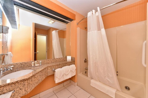 Quality Inn East Haven - New Haven image 41